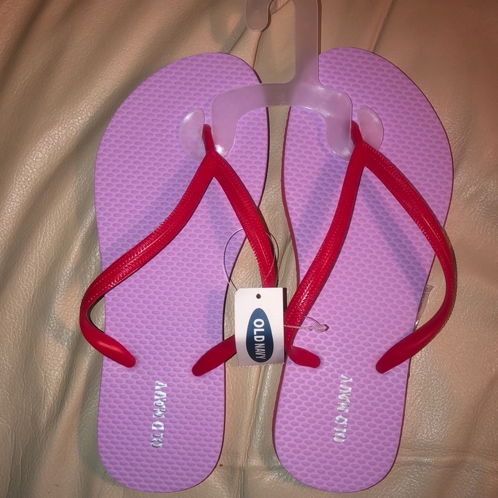 2 pair of Old Navy Flip Flops